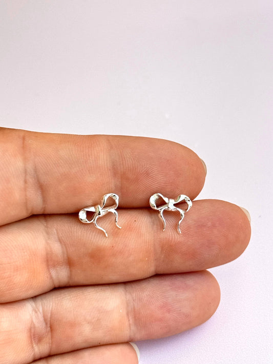 Sweetheart Bow Studs