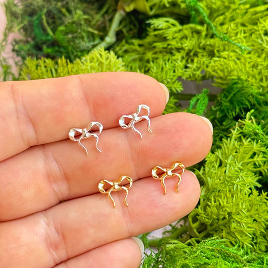Sweetheart Bow Studs