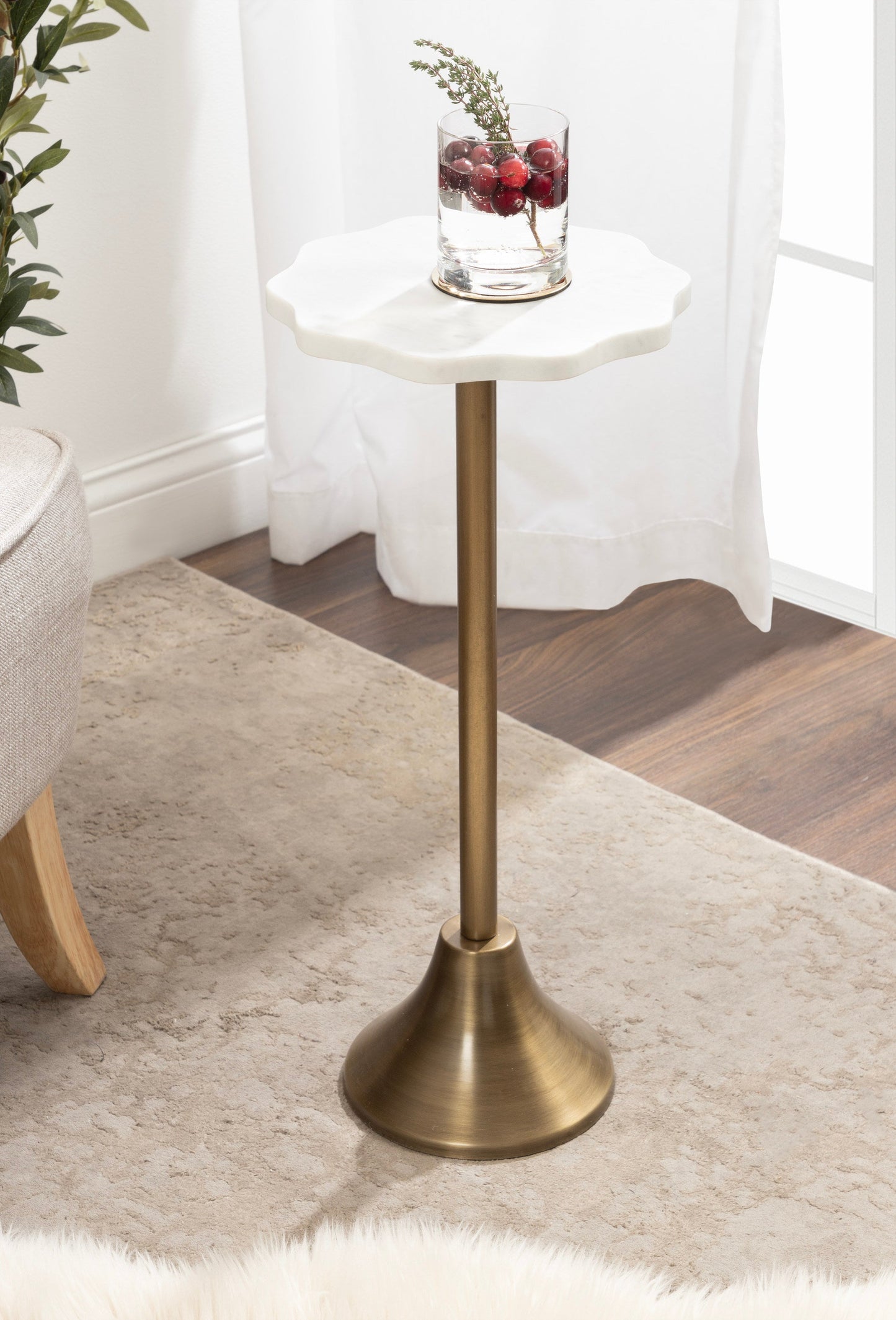 Sanzo Scalloped Marble Table