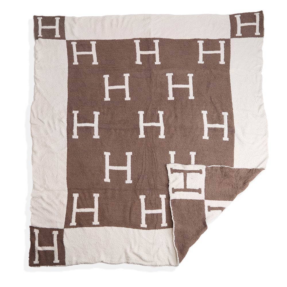 ‘H’ Monogram Patterned Reversible Throw Blanket