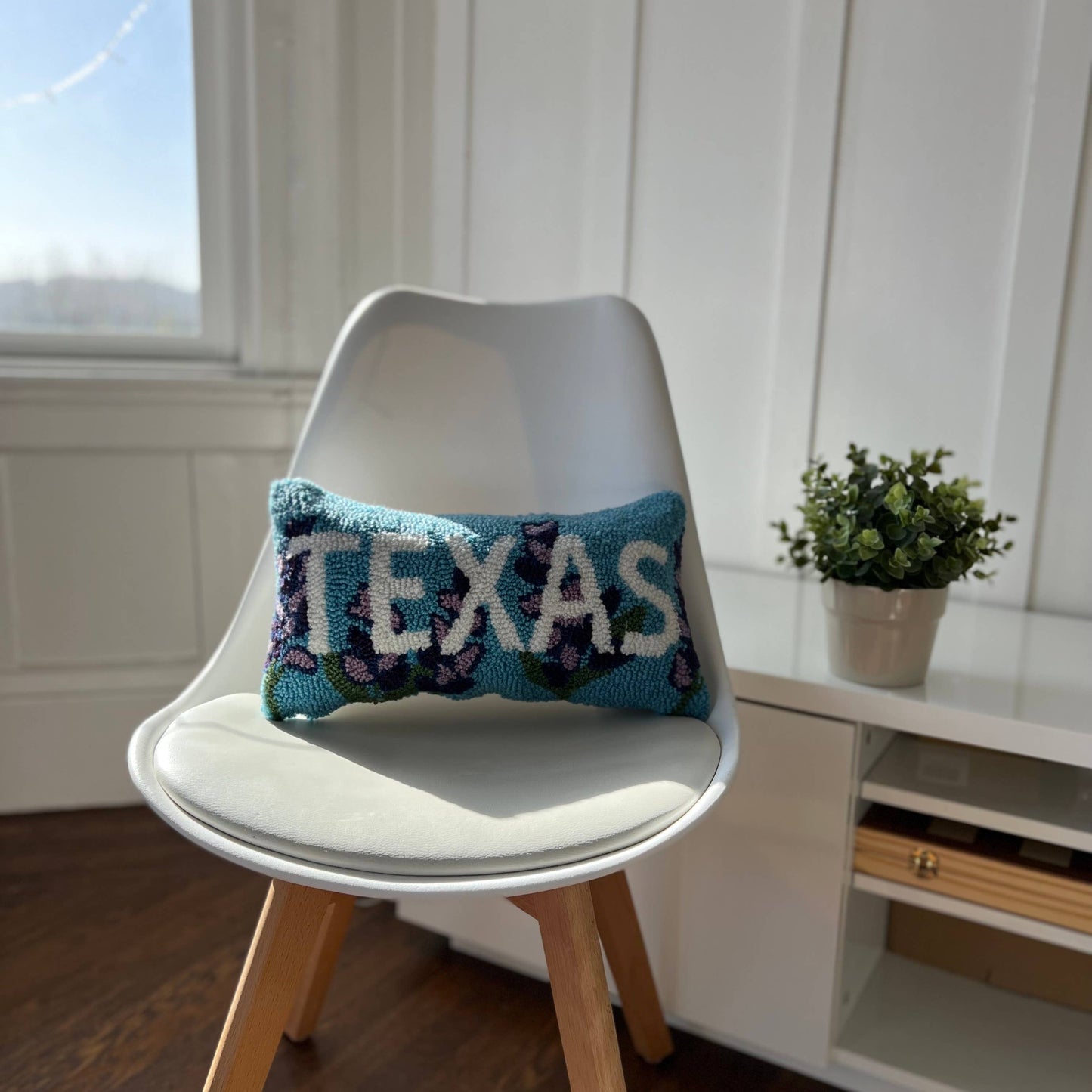 Texas Blue Bonnet Hook Pillow