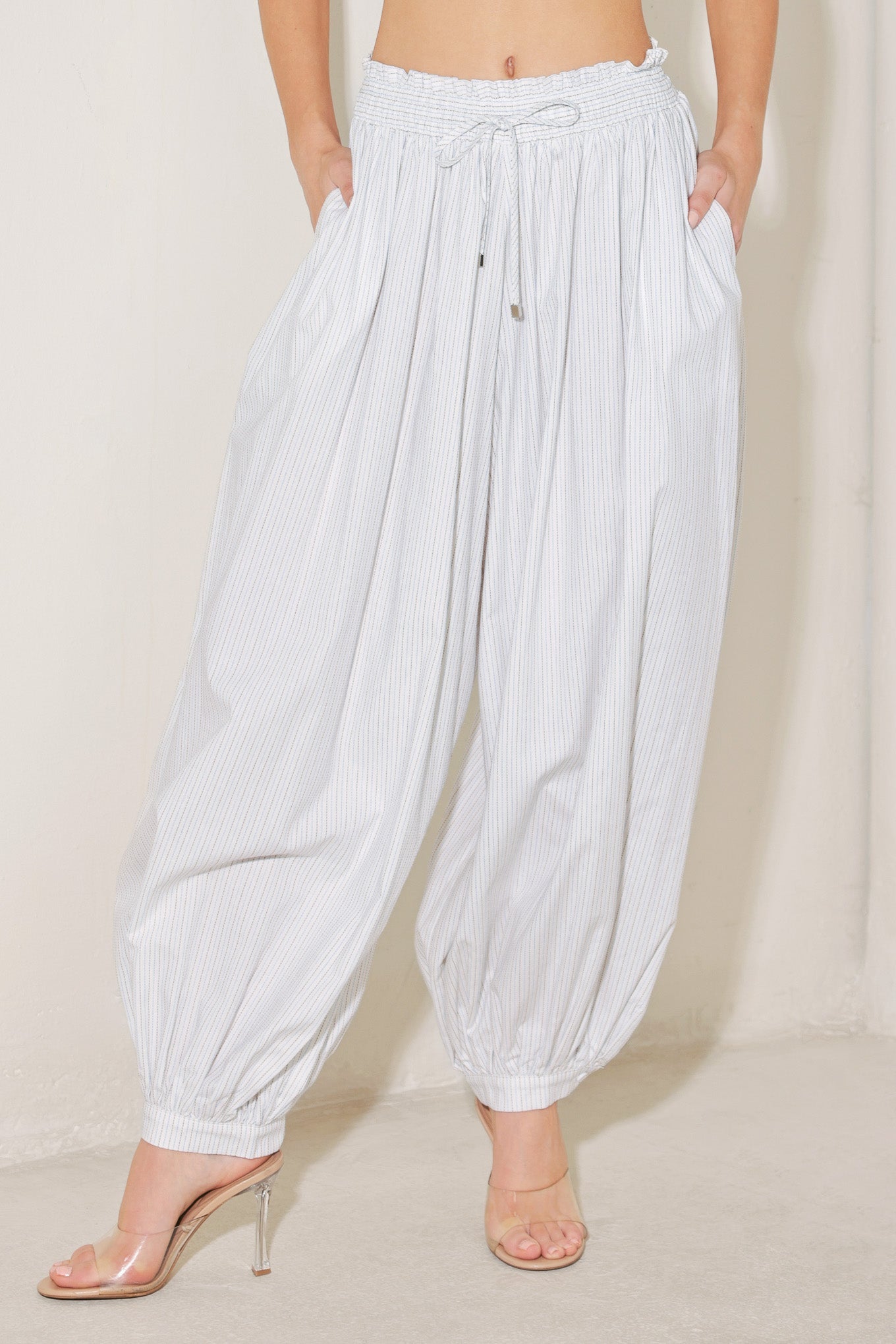 Pacific Woven Balloon Pant