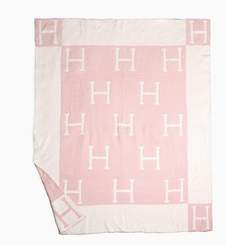 ‘H’ Monogram Patterned Reversible Throw Blanket