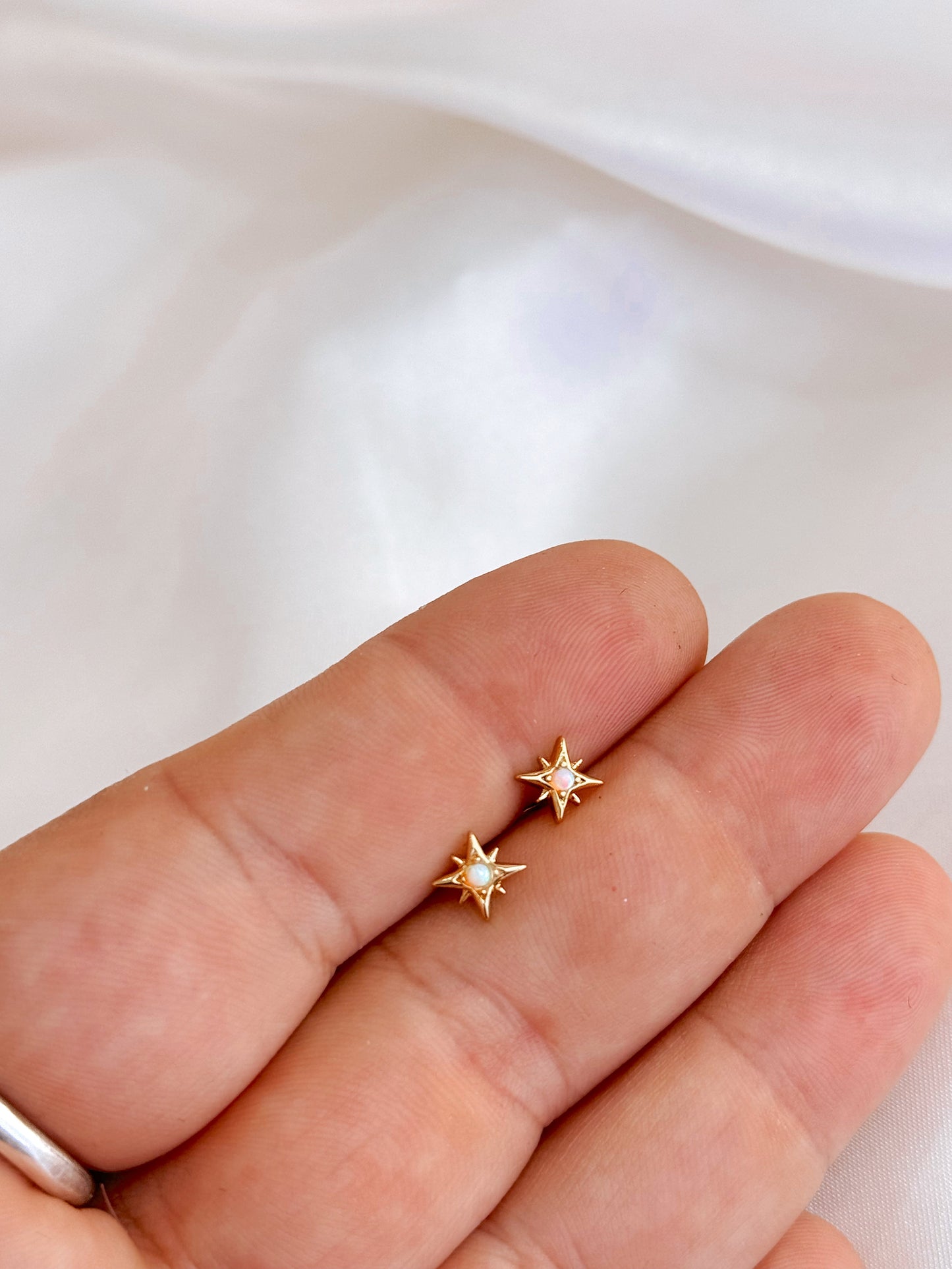 Opalescent Double Stud Pack