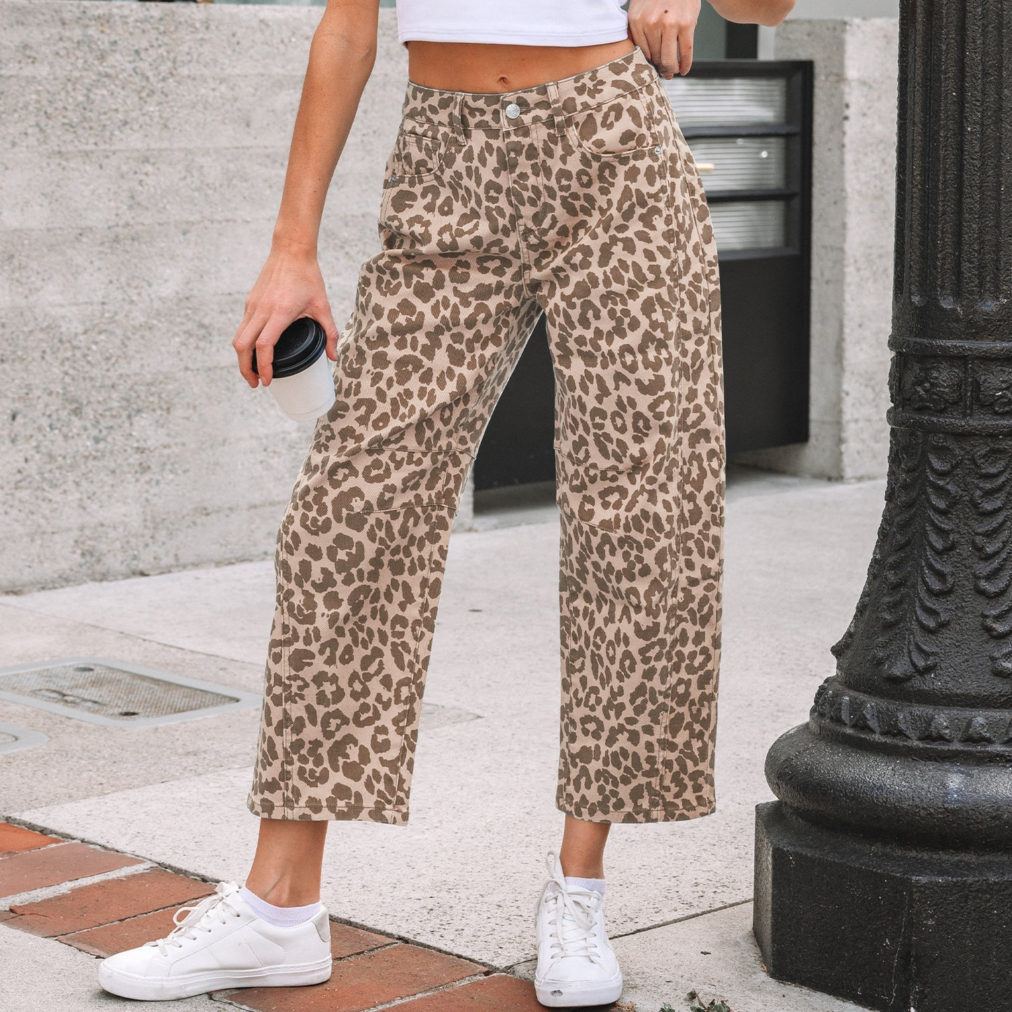 Winnie Print Straight Loose Jeans